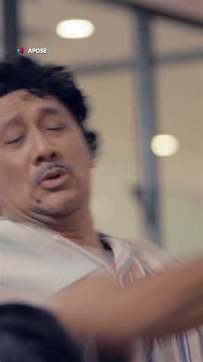 Kepala Pak Surya Terkena Geplak Menghibur!