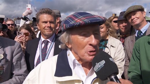 Sir Jackie Stewart (@sirjackiestewart) had a touching sentiment for his friend Jim Clark, with whom he raced against and shared an apartment with. Not a dry eye in the house. Thank you Sir Jackie for sharing with us your stories and friendship with the two-time #F1 World Champion. #GoodwoodRevival | Goodwood Festival of Speed