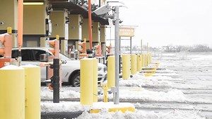 Here's your change: At a bridge without E-ZPass, cashless tolls get a try