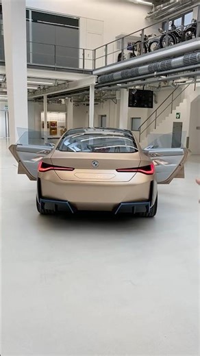 This Car Sounds like Hanz Zimmer!😍