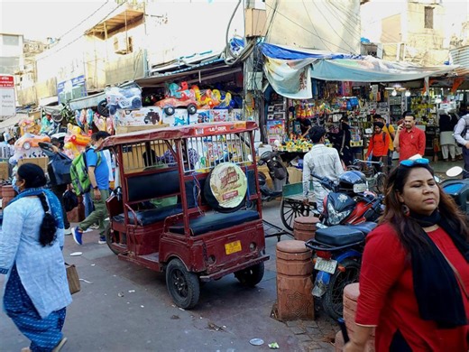 Raw Video Shows Man Fatally Shooting Himself While Filming Social Media Video