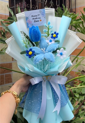 Handmade Fuzzy Wire Flowers Tutorial