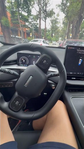 Uma aula de tecnologia da ‪@gwm_brasil‬ as marcas tradicionais aqui instalada #gwm #h6 #elétrico #gwm