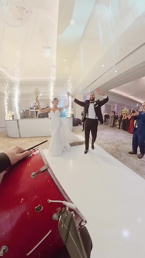Lebanese Zaffe Wedding Entrance with Drummer and Dancers