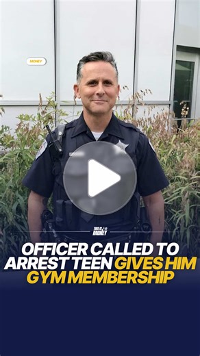 A police officer in Galesburg, Illinois responded to a call about a teen trespassing at a local gym. When he arrived, he learned the boy had been sneaking in because he couldn’t afford a membership but just wanted a safe place to work out. Instead of arresting him, the officer talked with the teen about his goals and decided to help. He paid $150 toward a gym membership so the teen could come back the right way. As the officer later said, “I just didn’t want to see him get in trouble for trying 