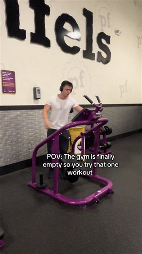 Gym #gym #gymtok #gymrat #fitness ##gymlife #fitnessmotivation #fitnesstips