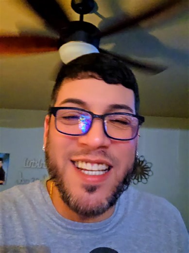 Getting My Matthew Wilder on #matthewwilder #BreakMyStride #80smusic #80sbaby Sing like no one is watching, I'm #OscarsRedHat and I approve this message!