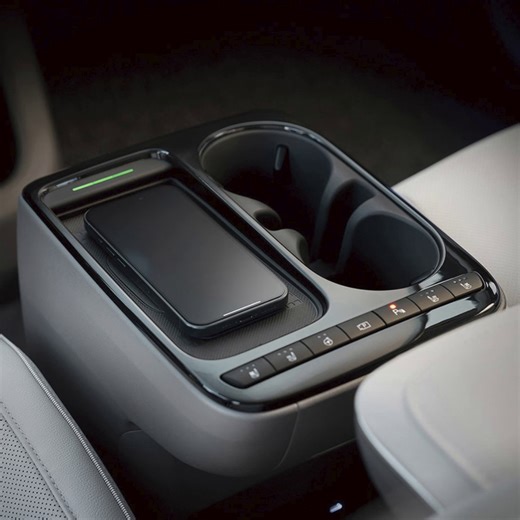 377 reactions · 41 comments | The 'Universal Island' console in the new IONIQ 5 might not be tropical, but it's now more functional than ever! ️ We've reoriented the cupholders within the movable middle console, as well as the frequently-used functions buttons, to integrate the wireless charging space and improve the convenience of the Universal Island. #Hyundai #ThenewIONIQ5 #IONIQ5 #EV #features *Features may vary depending on country/region. | Hyundai Worldwide | Facebook