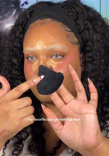 i hate have 3trillion powder puffs to wash 🤣😭 #makeuphacksforbeginners #powderpuff #miamicontentcreator #makeupgrwm