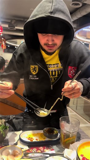 Food & Yerks Ep.3: Hotpot Edition