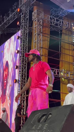 Diamond Platnumz Shines at Trace Awards with KOMASAVA