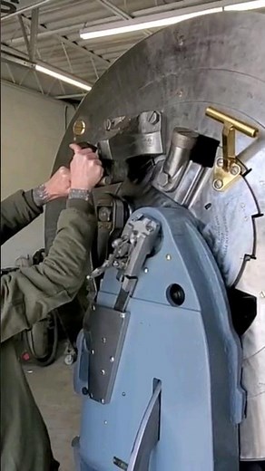 220 MILLION FT-LBS of ENERGY! USA Military MOST POWERFUL Service Gun EVER: 16-inch Battleship #power