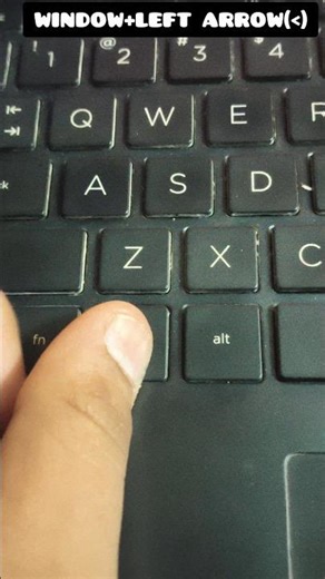 Laptop screen split ka easyshortcutWindows + Left apps ek sath chalao#Laptop Tips#WindowsShortcut