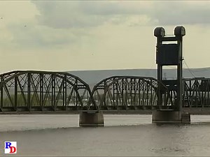 Spokane, Portland and Seattle No. 700, a class "E-1" 4-8-4 "Northern" type steam locomotive is handling a steam special on her home rails in April of 2001. From the Pentrex show "Steam to Spokane SP&S 700" https://rfd.video/S2Spokane | Steam Giants