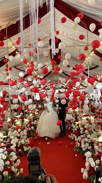Màn bóng kích nổ đẹp nhất lễ cưới tại Đồng Tháp 🎈💥 | Wedding Balloon Surprise