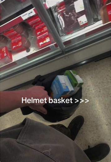 perfect 👍🏻 #motorcycle #biker #fyp #xsr700yamaha #helmet #bbq