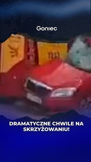 Chwila nieuwagi! Dramatyczne chwile na skrzyżowaniu. Tramwaj zderzył się z samochodem👀