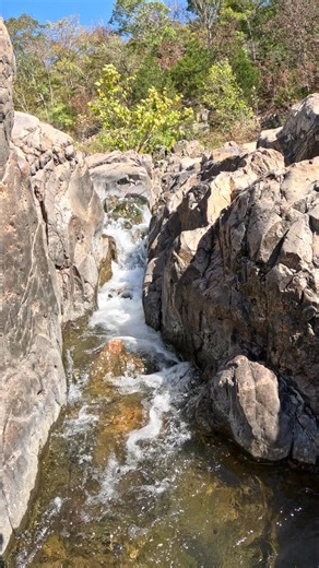 Here is a small waterfall at Johnson Shut-ins near Middle Brook Mo. | Show Me Creeks