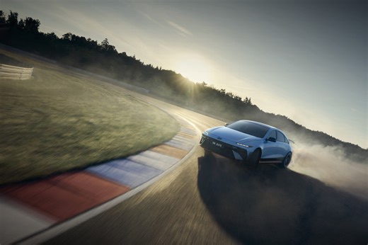 “트랙 일상 모두 잡는다!” 현대차, ‘아이오닉 6 N’ 공개