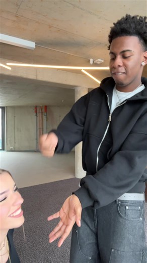 SJ Addison (@sj.addison)’s video of dance dance with my hands