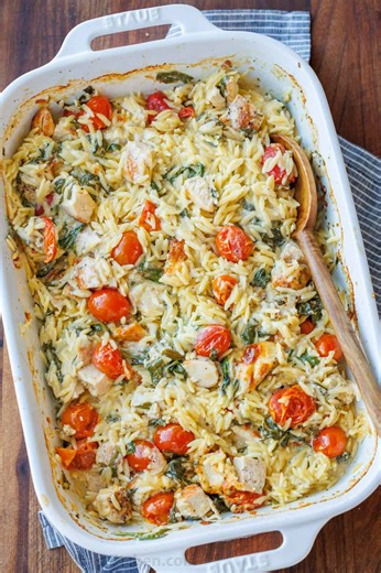 Comment "SAVE" This creamy and cheesy Chicken Orzo Bake is an effortless dinner, and the orzo pasta cooks right in the casserole dish! Recipe: https://natashaskitchen.com/chicken-orzo-bake/ | NatashasKitchen.com