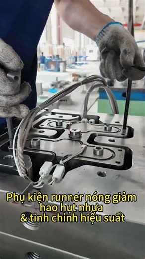 Hot runner system #hotrunner #injection #injectionmolding #mould #plasticmolding #khuôn #mold