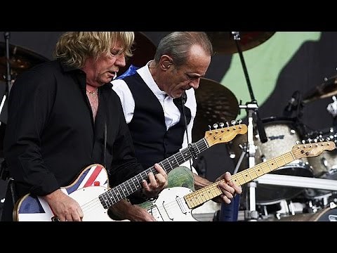 Status Quo guitarist Rick Parfitt dies aged 68