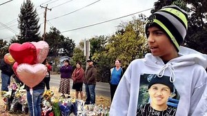 PHOTOS: Fake and real guns, can you tell the difference?