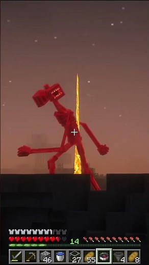 Surviving SIREN HEAD in Horror Minecraft