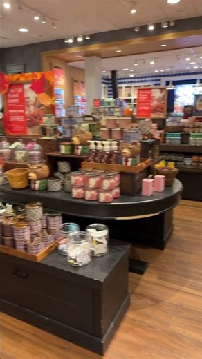 bath and body works fall walkthrough 🍁🍂👻 #bathandbodyworks