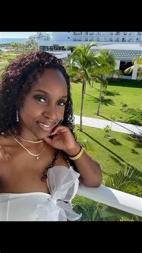 Y’all… 40 pulled up and snatched me. 😂 Thank you to every single one of y’all who showed love, sent a message, posted, called, hugged me, prayed for me, or danced with me. I felt it. ALL of it. 💯 This year, I’m not running from the number 😅I’m accepting it. I’m walking into this next chapter with a thankful heart, a little more wisdom, and the same crazy energy (maybe with a nap in between now 😂). Here’s to more laughs, more flights, more real ones around me, and more doing life on purpose. 