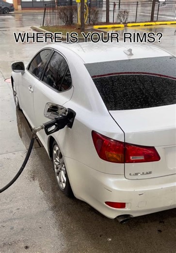 Exploring the Lexus IS250 Performance Features