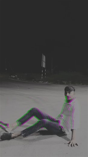 SANKET...⏳ on Instagram: "Wait for end 🤣 Follow @sanket_official_77 . . . . . . . . #trending #viral #comedy #funny #gujjuvlog #village #somnath #friend #love #line #sanketvlog"