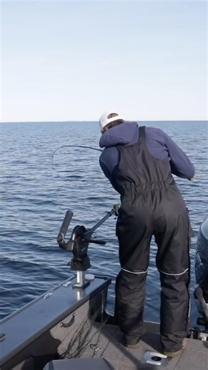 A look back at quite possibly our craziest moment on Lake Superior 😳😳 | Superior Angling Co