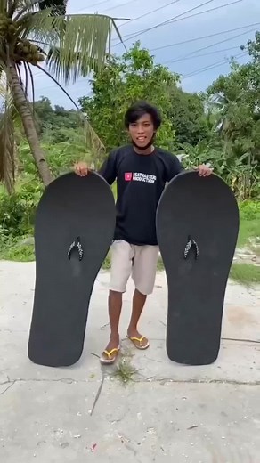 Will you buy this? Worlds largest slipper | world's largest slippers original video
