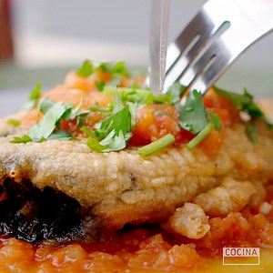 192K views · 1.3K reactions | Chile Relleno - Celebrate Cinco de Mayo with this classic recipe for stuffed Poblano peppers. Find the recipe here: https://wp.me/p8ZzGZ-T3 Follow us for Latin-inspired recipes and more! | Cocina | Facebook