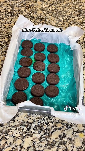 Delicious Blue Velvet Brownies Recipe with Frosting