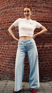 La broderie de ce haut est beaucoup trop mignonne, pas vrai ? Partage ce look à une amie qui a un teckel 🤗 > https://www.cache-cache.fr/acheter-le-look-complet-productset365.html | Cache Cache