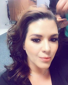 The new #photoshoot By @lamasinijeans @maliciabyalicia #catalogues #newclothingline #newclothescollection @aliciamachadobrand @ruby323love @tonyynotstyle happy new year with my perfect team! Nueva colección 2018 #primavera | Alicia Machado