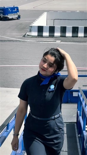 Be honest, is this your dream job✈️#subscibe # #aviation #flightattendant #aircraft #cabincrewjobs