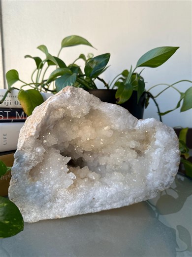 Beautiful Extra Large White Crystal Quartz Geode | Moroccan Crystal Geode | 10.6 Lbs - Etsy