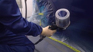 Need a reason to switch to the 3M Performance Spray Gun and save on coatings? Check out this quick testimonial below. 👇 “As an owner, I see the consistency of the product, the quality, and efficiency. The more cars we can get through the shop helps our performance, and of course, ultimately saving money is very good too.” - Ernie Loggarakis, owner, Fix Auto Skokie. Learn more here: http://go.3M.com/4VtJ | 3M Collision Repair