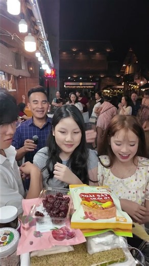 Minh Anh and Bao Long