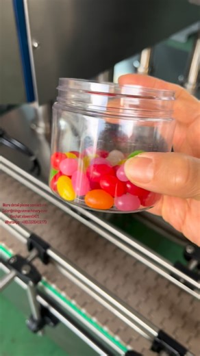 Ella Wen on Instagram: "Do you like this counting machine ?#packingmachine #fillingmachine #packagingmachinemanufacturer #machine #countingmachine #fillingmachines"