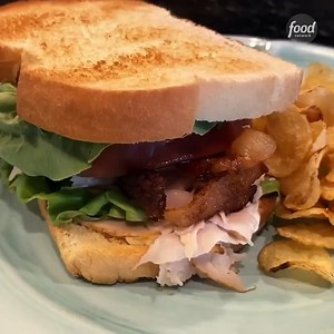 232K views · 3.9K reactions | Meet your new fave sandwich: Geoffrey Zakarian's kid-friendly Short Stack Turkey Club 索 He and his daughter pile it with roasted turkey, crisp bacon and ripe tomatoes! Watch #TheKitchen, Saturdays at 11a|10c! Get the recipe: https://foodtv.com/40JnzjQ | Food Network | Facebook