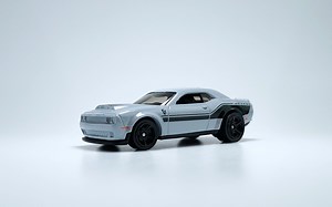 一分钟玩具开盒-风火轮主题普卡道奇挑战者恶魔DODGE CHALLENGER SRT DEMON开盒把玩评测