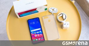 Our Oppo F9/Oppo F9 Pro video unboxing and hands-on is up