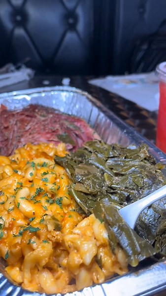 Late Night Eats at Spanky's Chicken and Seafood