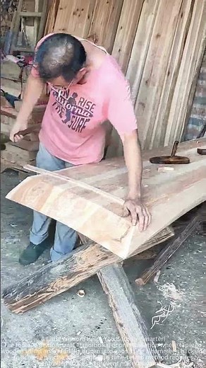 Wooden door installation wooden wedge operation sharing