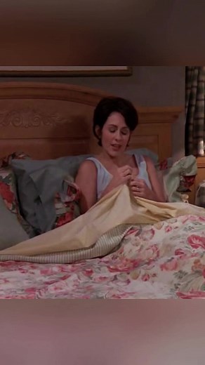 #EverybodyLovesRaymond #TVShow #90sComedy #ComedySeries #FamilyComedy | Reymond - Everybody's Love Best